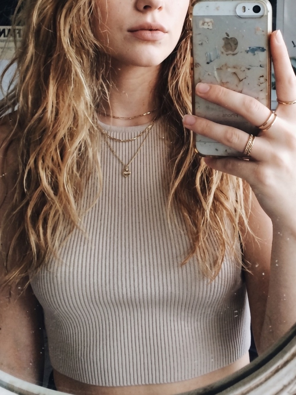 Aritzia Babaton Contour Ribbed Crop Tank Top - Picture 3 of 6